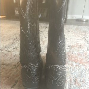 J.B. Dillon Black Western Heeled Boots